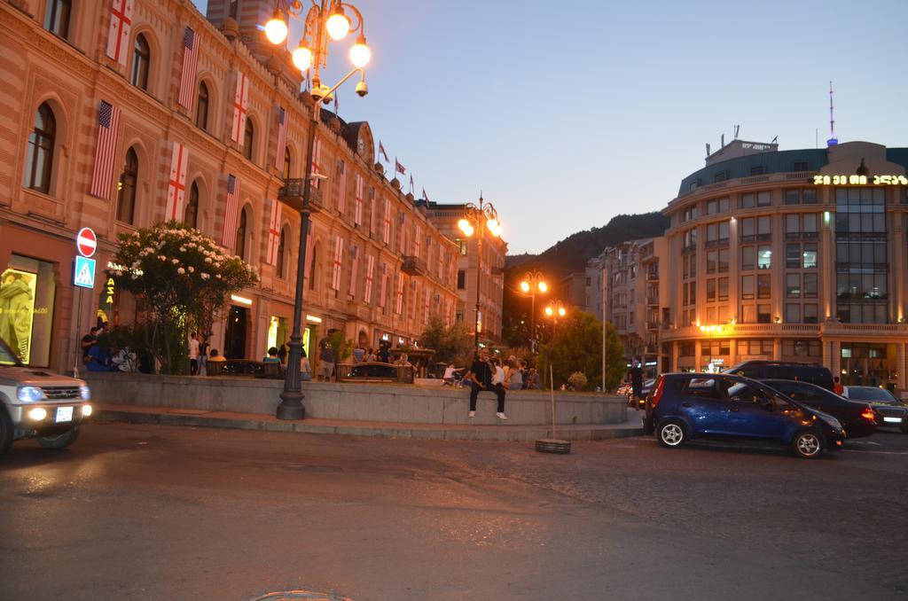 Happy Home Sololaki Tbilisi Exterior foto